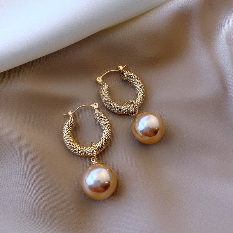 Hoop Earrings.
- Korean Jewelry
- Daily Wear Earrings