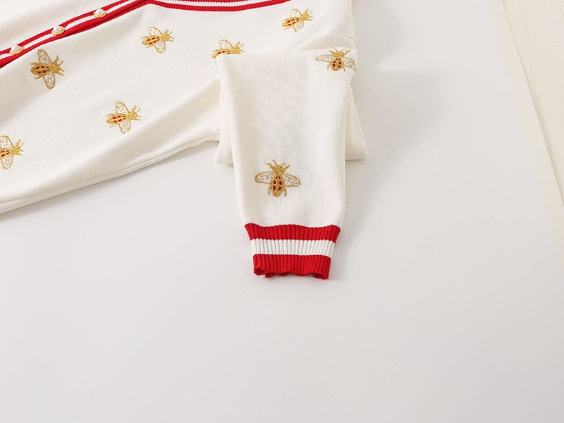 Designer Bee Embroidery Cardigan
-Long Sleeve
-Single Button
-Knitted