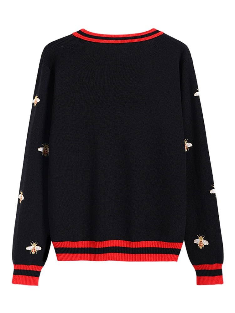 Designer Bee Embroidery Cardigan
-Long Sleeve
-Single Button
-Knitted