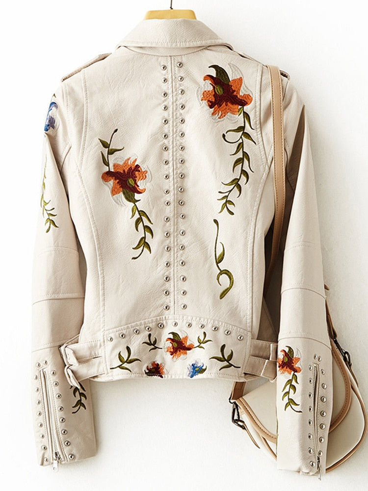 Retro Floral Print Embroidery
-Faux Soft Leather Jacket
-Collar "Pu"
-Punk Outerwear