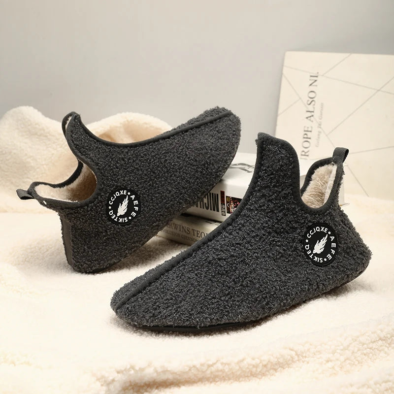 New Men Winter Slippers High Quality Light Weight Disign Shoes Fashion Women Plush Slipper Warm Slip on Casual Shoe for Couples