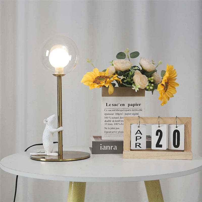 Modern Decorative Floor Lamps Resin Animal Stand Lamps LED Desk Lights Mouse Table Lamps Home Decor Desk Lamp Lighting Fixtures