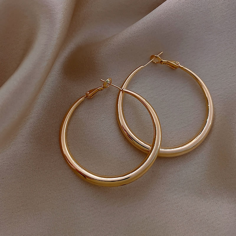 Hoop Earrings.
- Korean Jewelry 
- Daily Wear Earrings