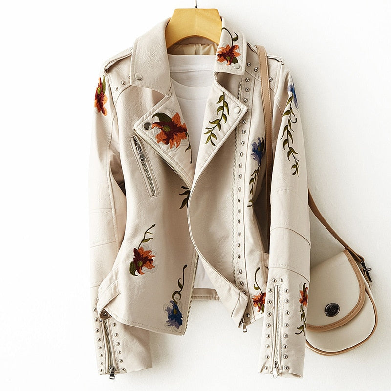 Retro Floral Print Embroidery 
-Faux Soft Leather Jacket 
-Collar "Pu" 
-Punk Outerwear